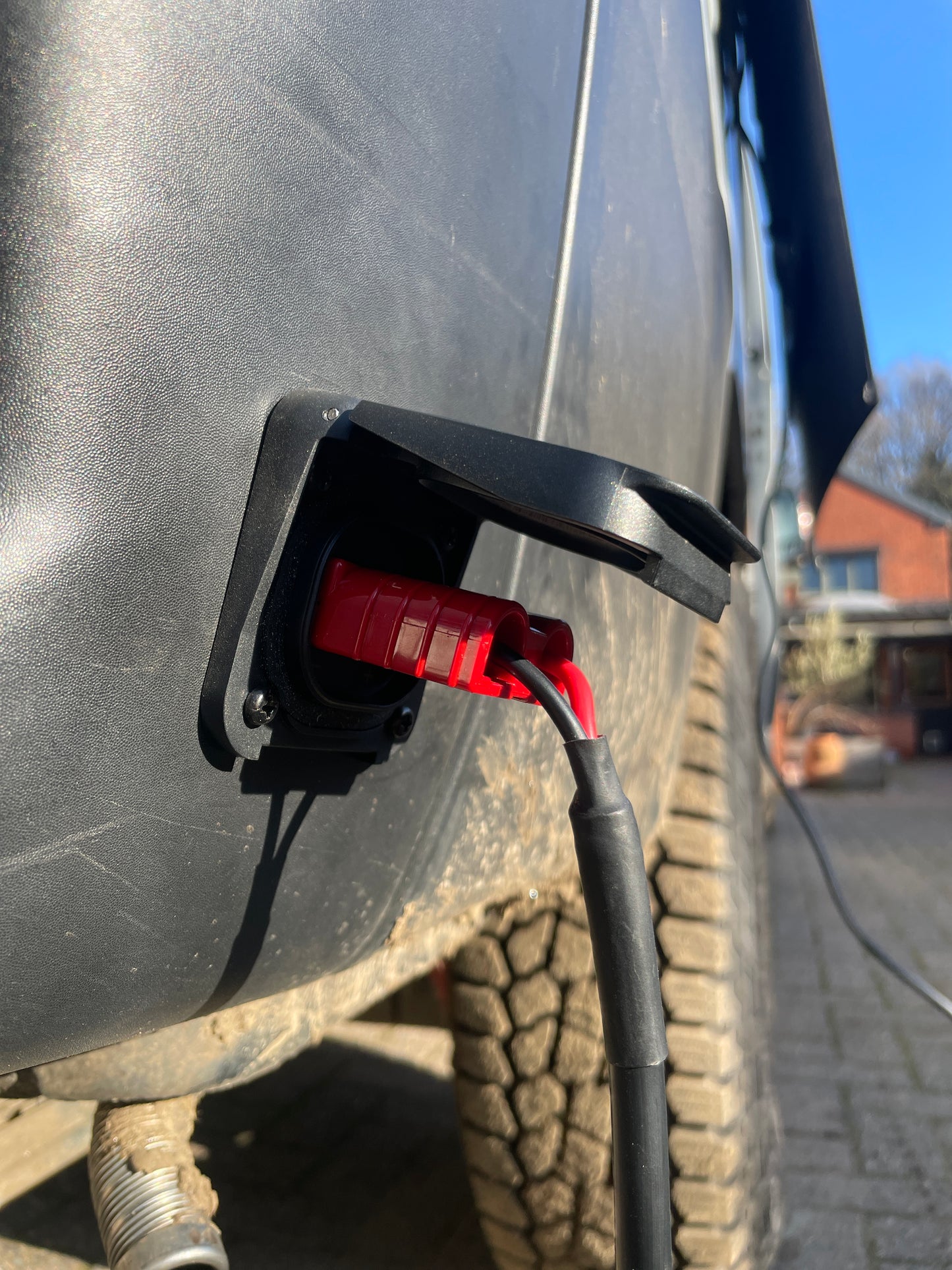 Draagbaar zonnepaneel (inclusief aansluitset & MPPT) 200Wp